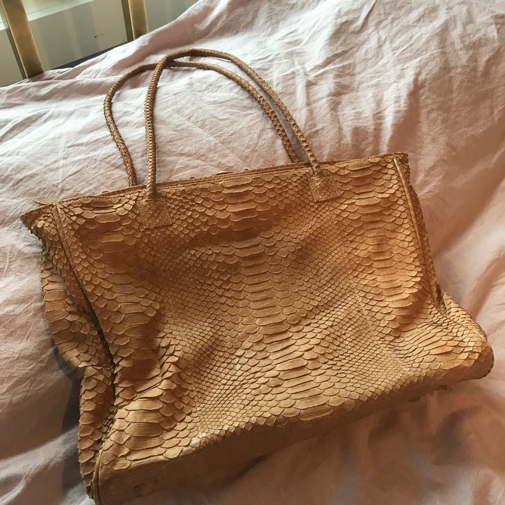 Beige Snakeskin Shoulder bag
